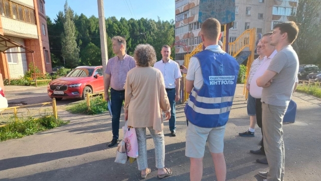 В Йошкар-Оле общественники осмотрели ещё один двор для возможного ремонта
