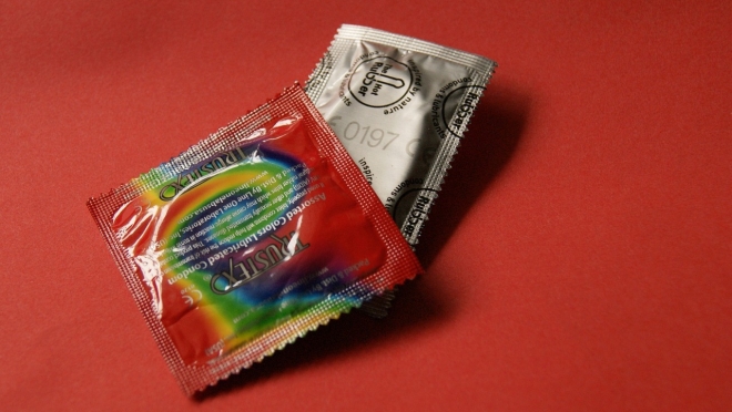 Роскачество обнаружило в презервативах цинк и изопропиловый спирт