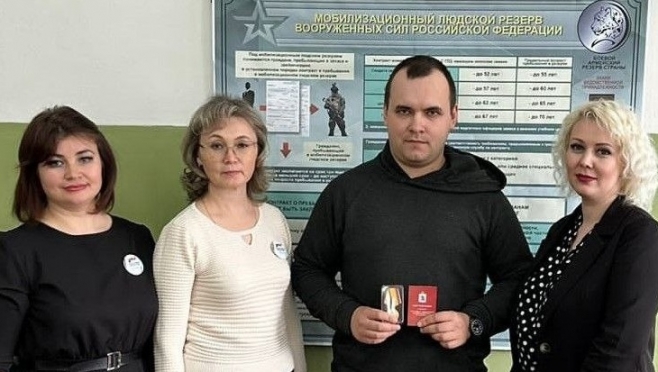 Боец из Марий после СВО пересел на пожарный автомобиль