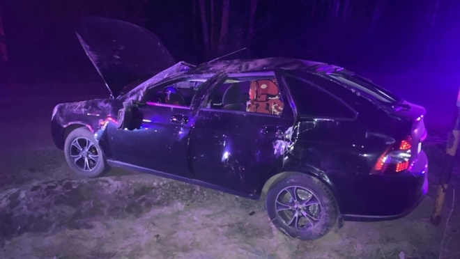 В Звениговском районе 22-летний водитель опрокинулся в кювет на «Ладе Приоре»