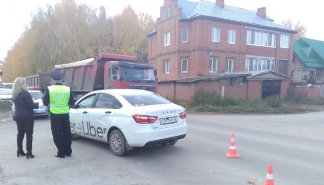 В Йошкар-Оле таксист сбил ребёнка на «зебре»