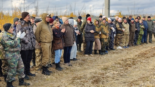 В Марий Эл более 100 лесников и экологов посадили 15 тысяч деревьев