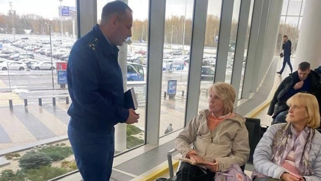 Аэропорт Стригино не принимает, воздушные суда следуют в Самару и Казань