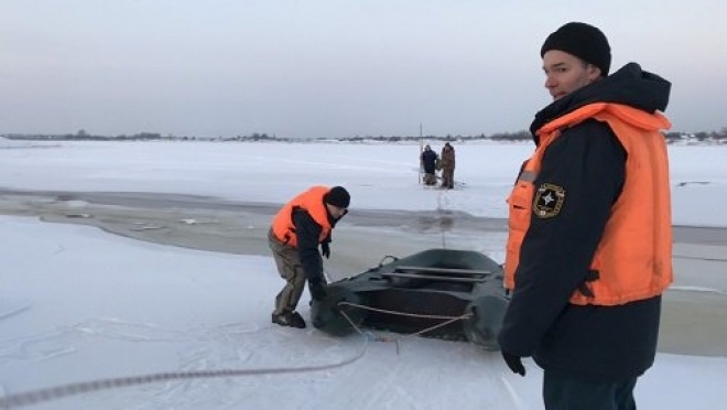 В Марий Эл два человека провалились под лёд