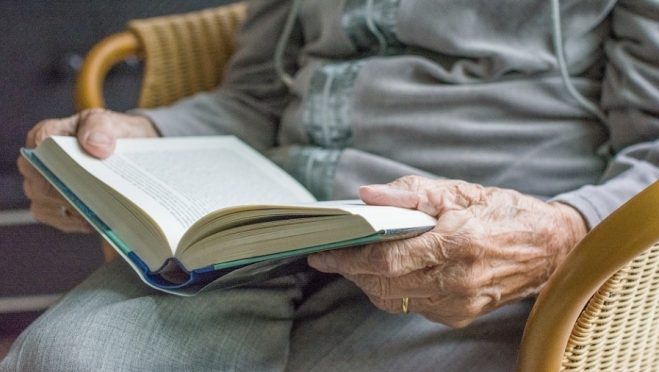 В апреле на больничный ушли почти 1,4 млн работающих пенсионеров