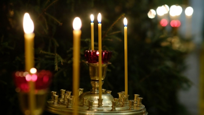 Рождественская свеча стоила жизни пожилой женщине