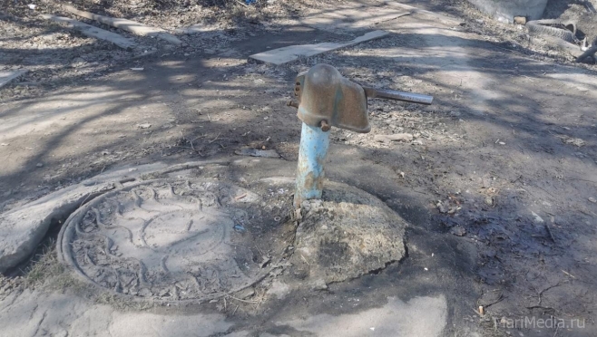 В Йошкар-Оле в частном секторе прорвало водопроводную трубу