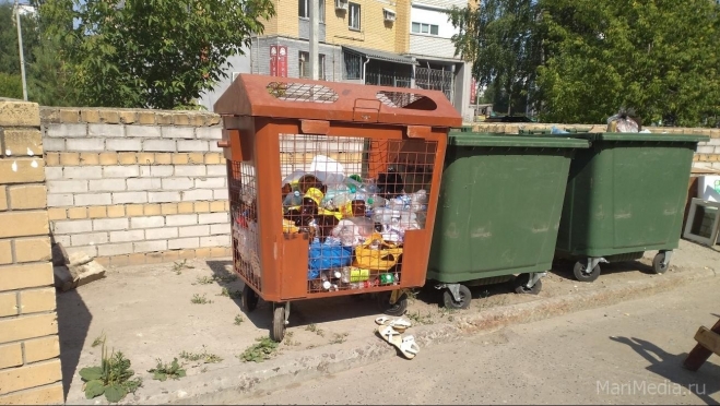 В Морках в следующем году установят 11 остановочных павильонов и 25 контейнерных площадок