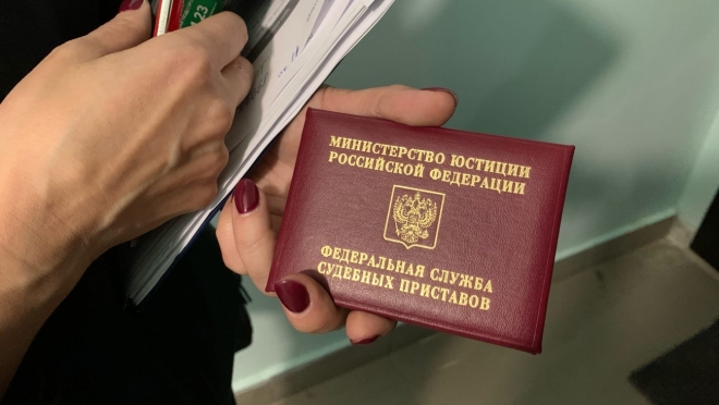 У жительницы Куженера конфисковали иномарку за долги