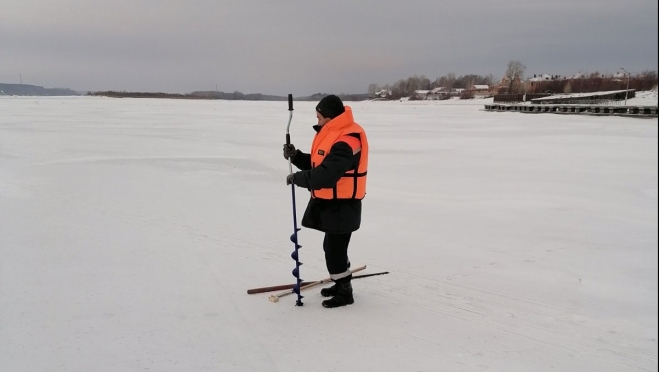 На Волге и Малой Кокшаге замерили толщу льда