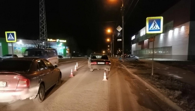 В Йошкар-Оле на пешеходном переходе сбили женщину