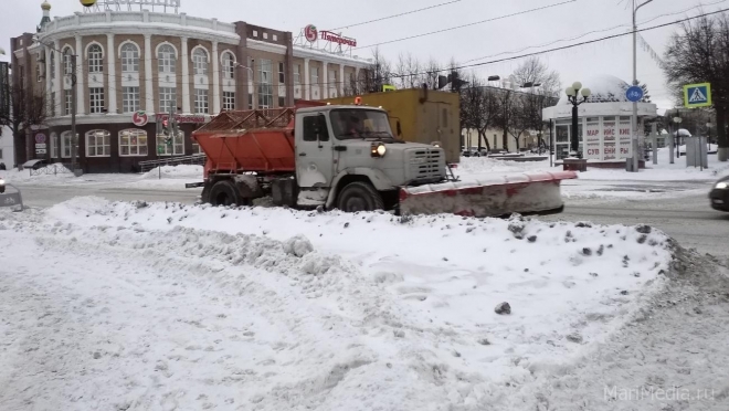 В Йошкар-Оле на уборке улично-дорожной сети задействовано около 40 машин