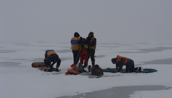 Спасатели Марий Эл подняли тело утонувшего рыбака