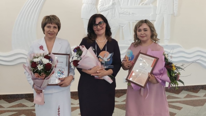 В Марий Эл выбрали лучших учителей и воспитателей