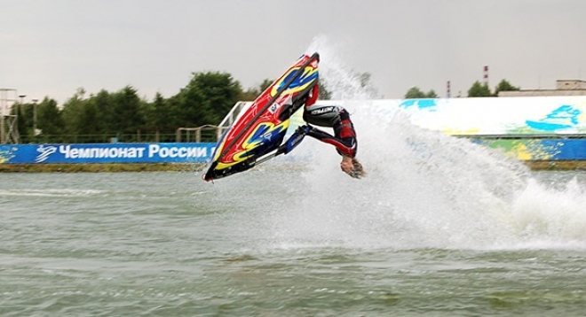 Водно-моторные соревнования