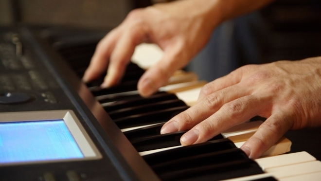 Йошкаролинца провели с цифровым пианино