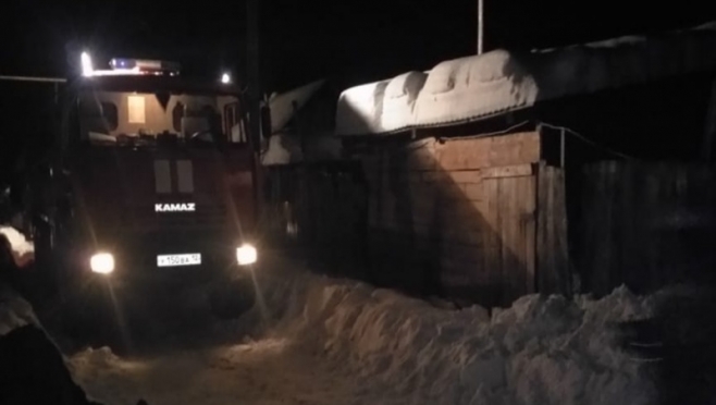 Ночью в посёлке Шелангер горел барак