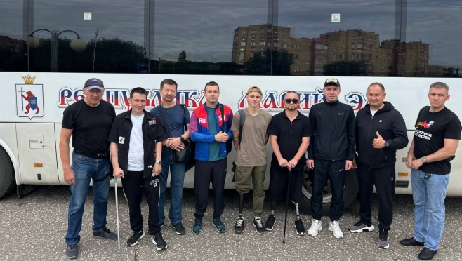 Ветераны СВО из Марий Эл отправились на турнир по следж-хоккею в Казань