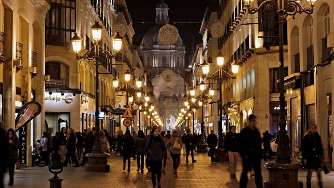 В новогоднюю ночь на улицы вышли 6,5 миллионов россиян