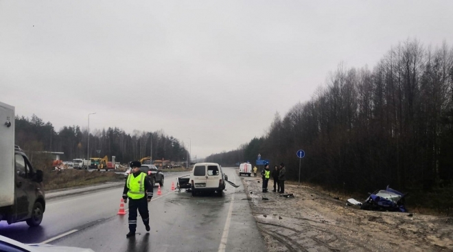 В ДТП на 21 км автодороги «Вятка» погиб 50-летний пассажир «Лады Калина»
