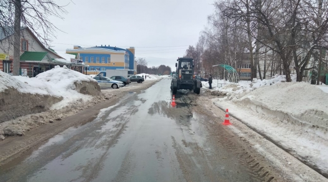 В посёлке Советский снегоуборочный трактор задавил женщину-пешехода