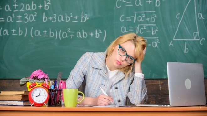 Для учителей утвердили нормы рабочих часов