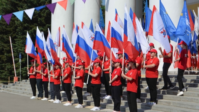 В Йошкар-Оле развернут самый большой флаг России на территории республики