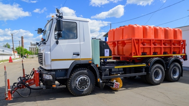 Для Волжска за 10,8 млн рублей закупили дорожную машину