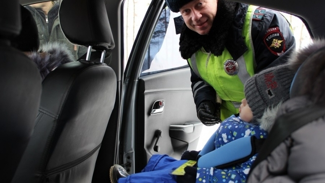 В Медведевском районе дежурят наряды ДПС