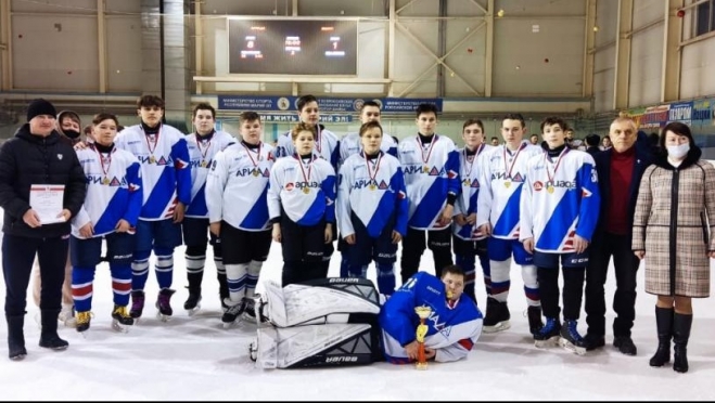 Хоккейная команда «Ариада» из Волжска примет участие в финале «Золотой шайбы»