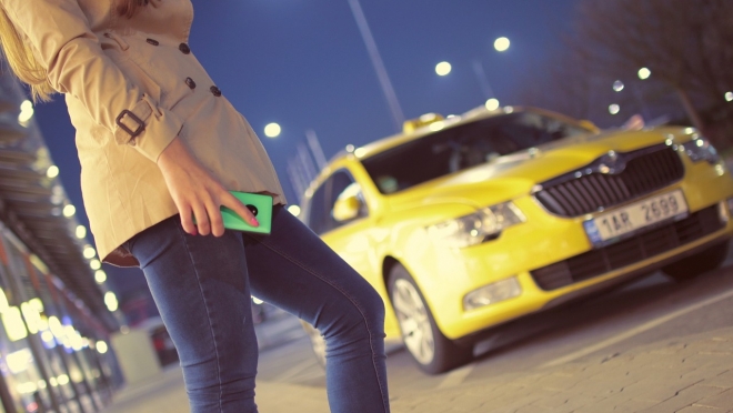 Стартовала «горячая линия» Роспотребнадзора по услугам такси и каршеринга