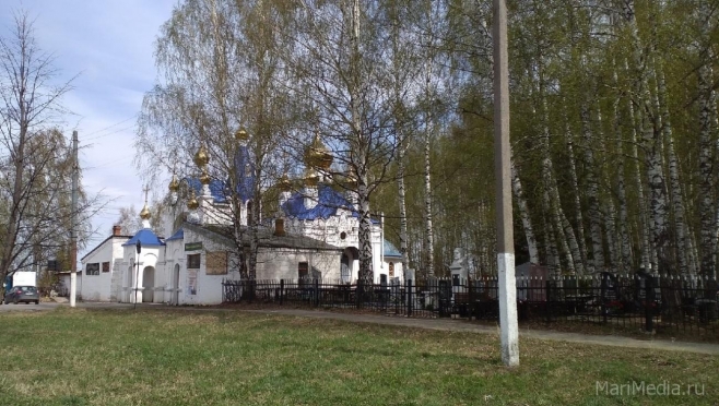 В Троицкую субботу на кладбища будут ходить дополнительные автобусы