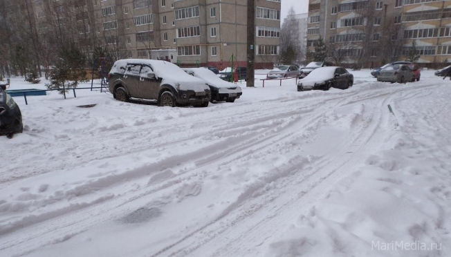 В мэрии Йошкар-Олы обсудили вопросы уборки дворов в зимнее время