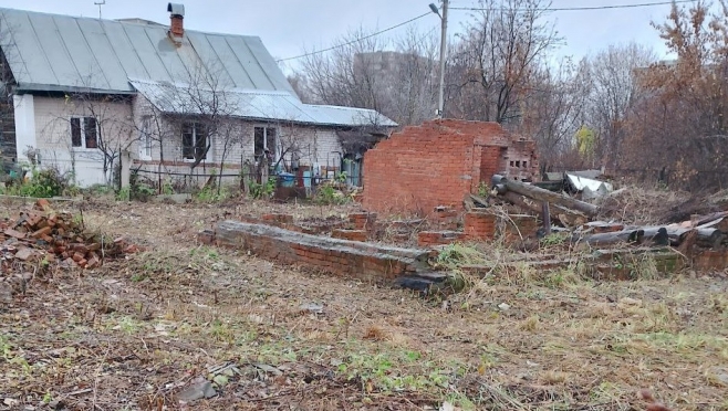 В Йошкар-Оле прибрали запущенную территорию