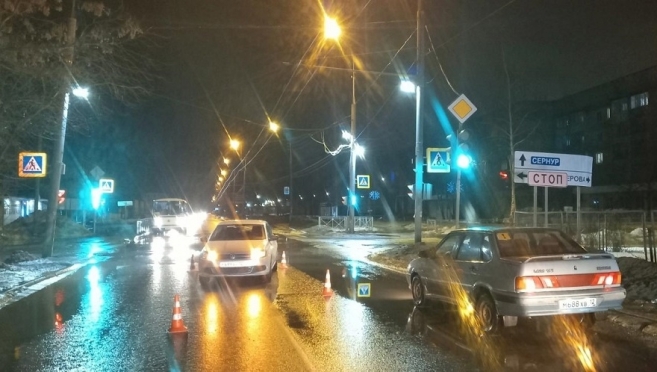 В Йошкар-Оле женщина-водитель на иномарке сбила пешехода