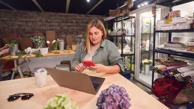 Tele2 добавила в тарифы для корпоративных клиентов возможность запустить рекламу через Яндекс Бизнес