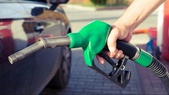Биржевые цены на бензин выросли до максимума с сентября