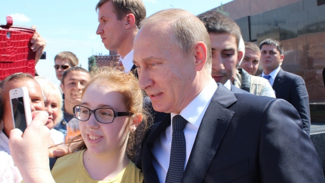 Какими словами вы могли бы обозначить своё отношение к Владимиру Путину