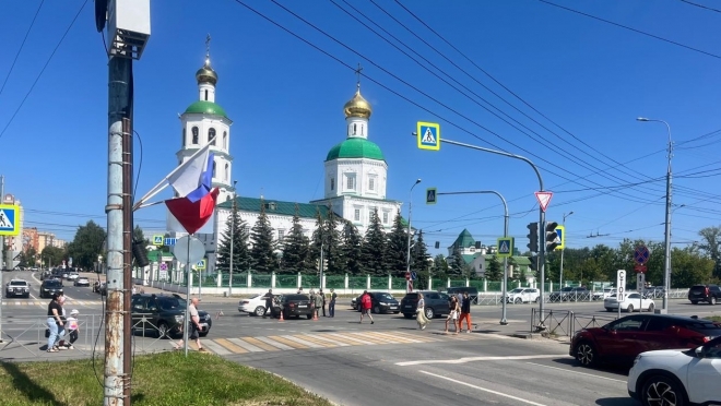 На оживлённом перекрёстке Йошкар-Олы в эти часы произошло ДТП