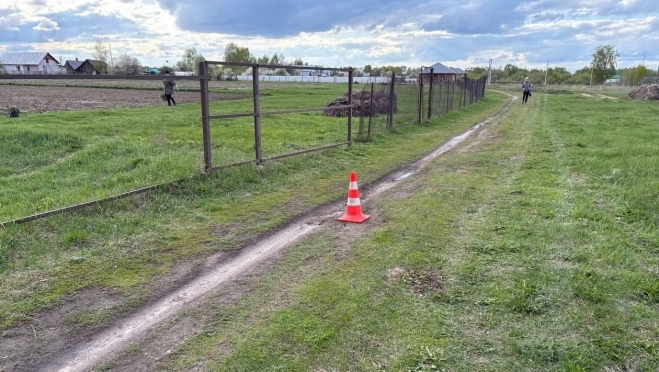 В Волжском районе питбайкер сбил девочку и скрылся с места происшествия