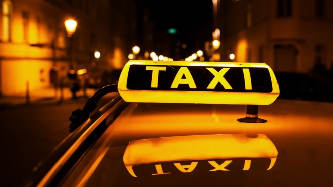 Йошкаролинец оставил в залог водителю такси поддельные права