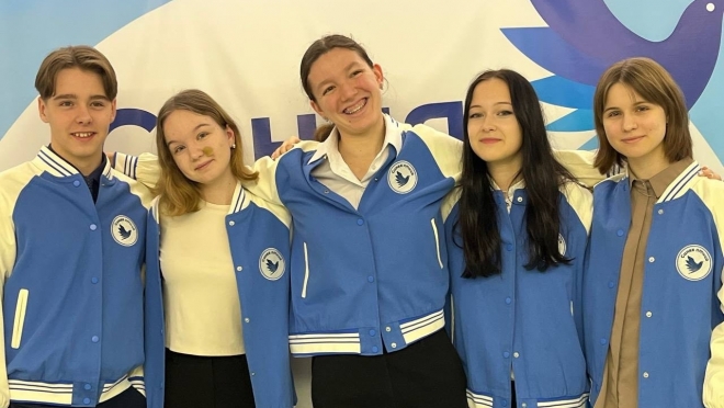 Ребят из гимназии Йошкар-Олы «Синяя птица» поощрили путёвкой в «Артек»