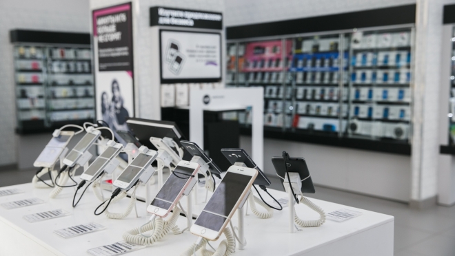 Все включено. Tele2 запустила праздничную акцию на смартфоны