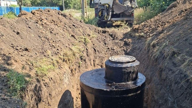 Подрядчик из Марий Эл проложил водопровод в Новомлиновке Куйбышевского округа