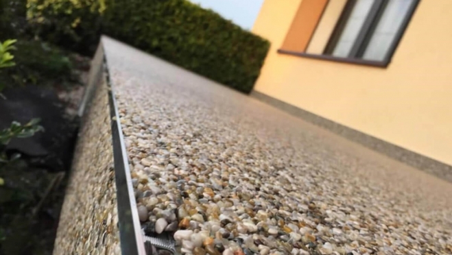 Каменный ковёр для уличных покрытий: из чего складывается цена за м² и как её оптимизировать