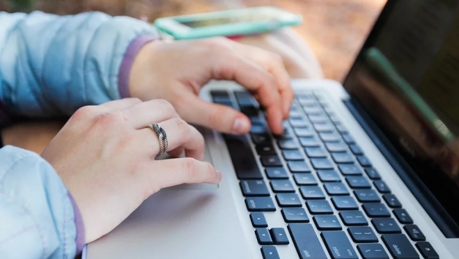 Жительницы Марий Эл пострадали от аферистов в соцсетях