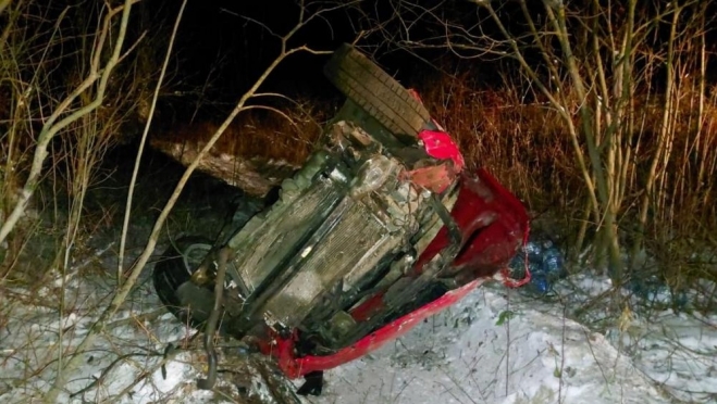 В Марий Эл на 240 км автодороги «Поветлужье» Mini Cooper перевернулся в кювет