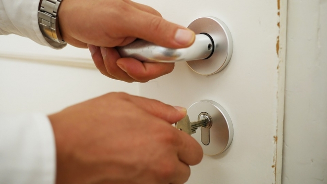 Родственница вахтерши украла деньги из офиса в Йошкар-Оле