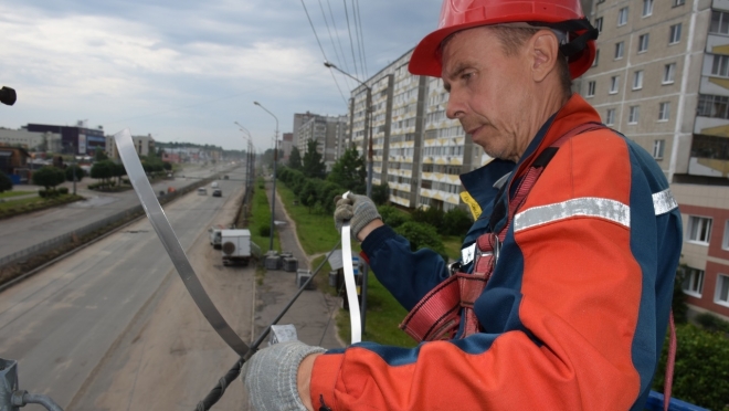 На йошкар-олинских улицах заменены 74 светильника и 2000 метров проводов к ним