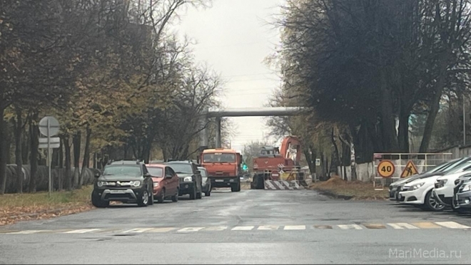 В Йошкар-Оле ограничено движение в районе дома № 11 по улице Лобачевского